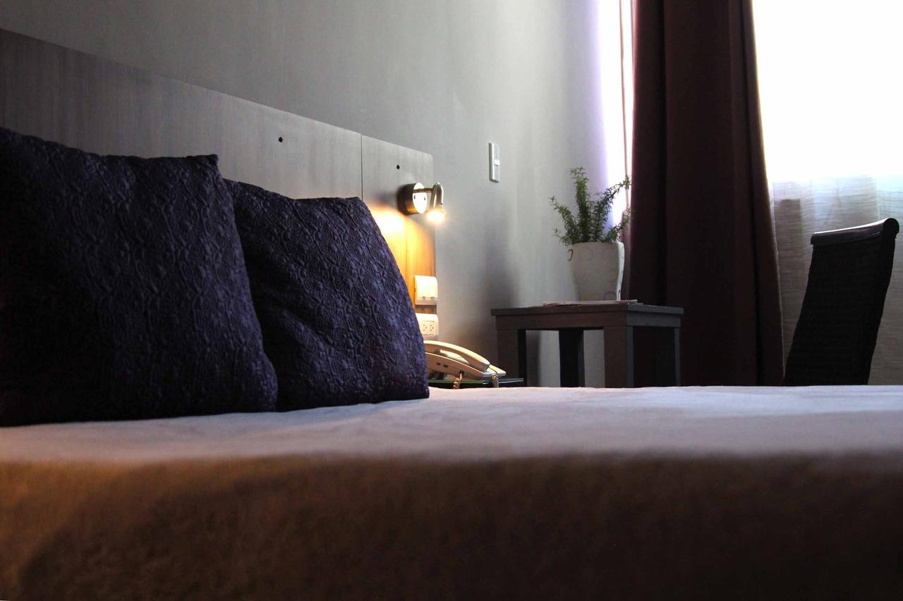 Hotel FG León Eksteriør billede