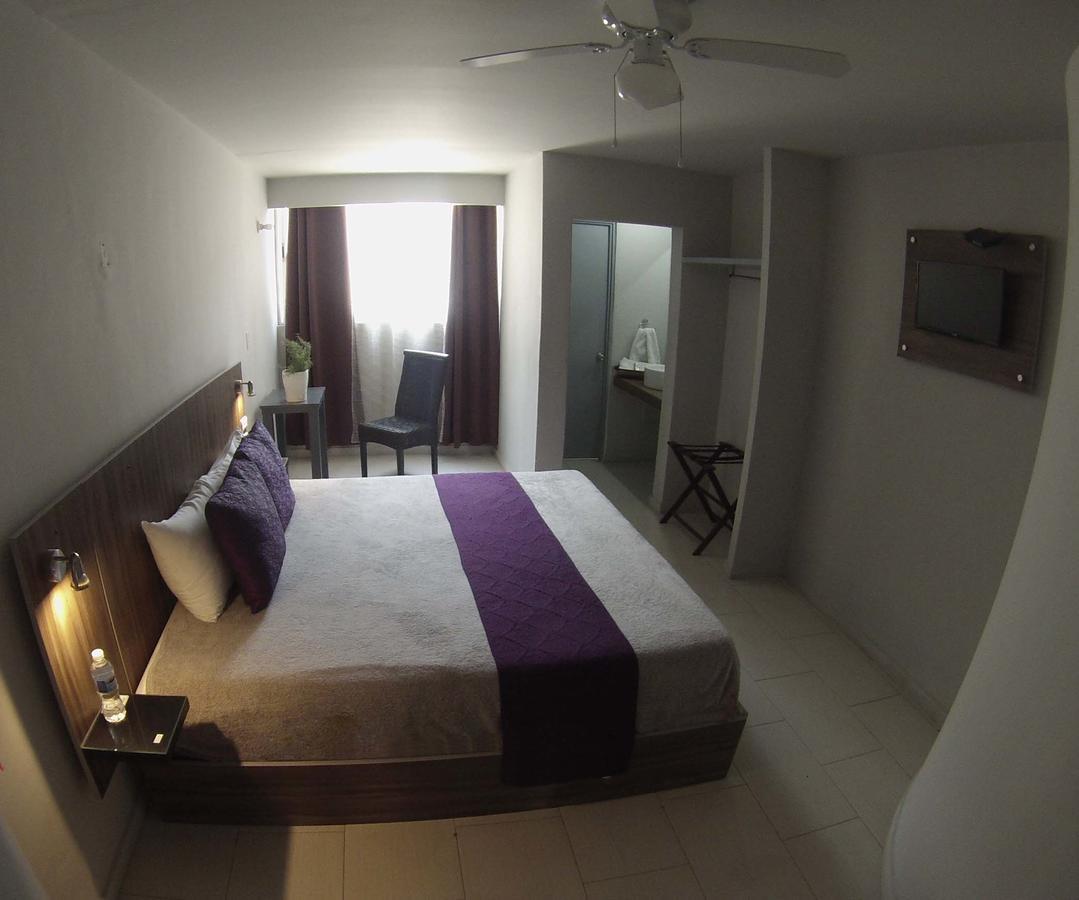 Hotel FG León Eksteriør billede