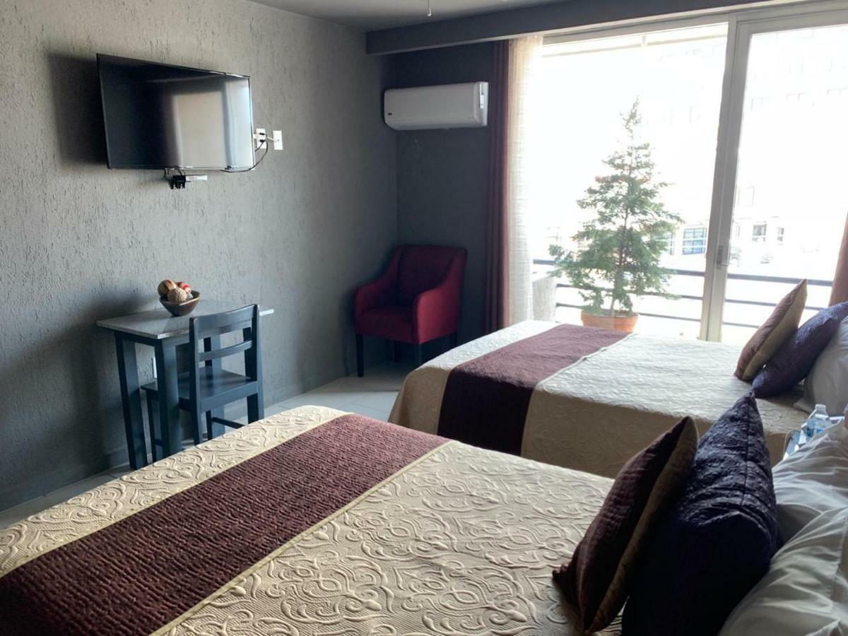Hotel FG León Eksteriør billede